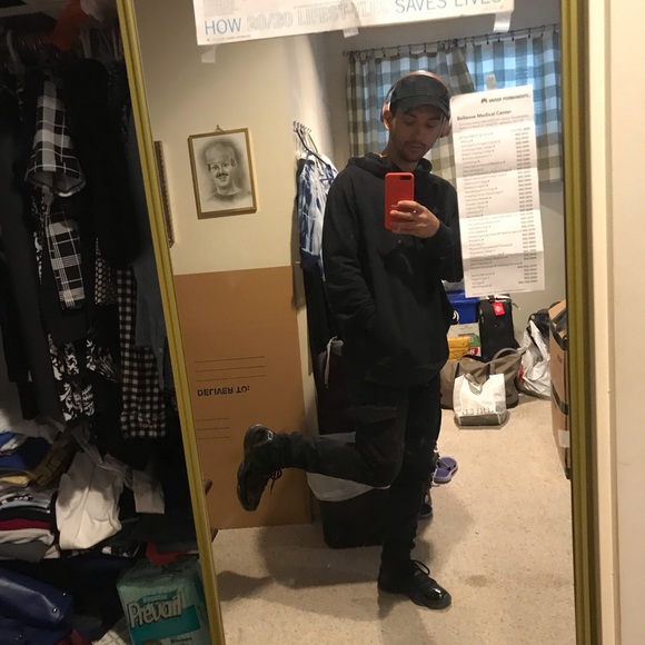 Meet your Posher, Andrew!! :) - Picture 5 of 5